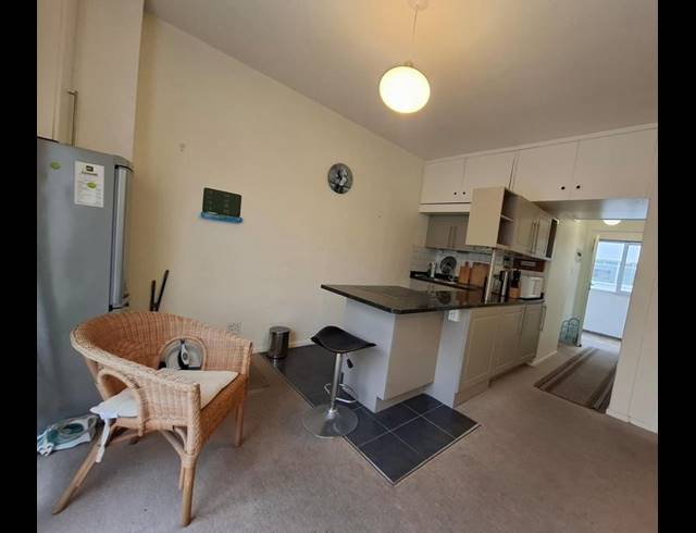 1 BEDROOM PROPERTY TO RENT IN RONDEBOSCH